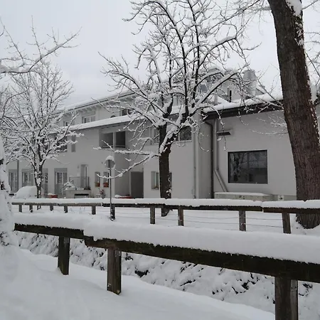 Lahnbachallee, شقة سشواز