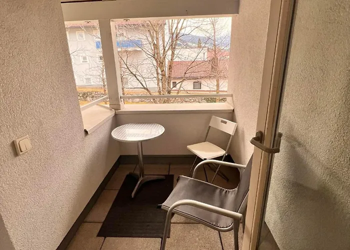 Lahnbachallee, شقة *