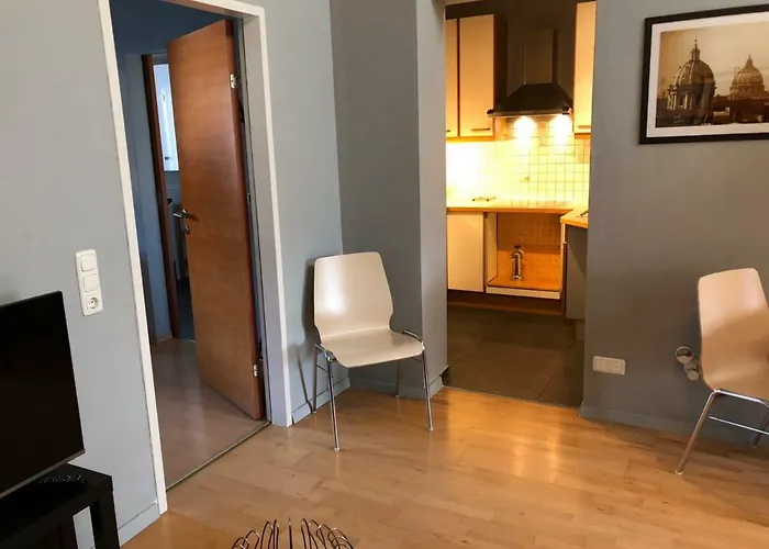 Lahnbachallee, شقة *