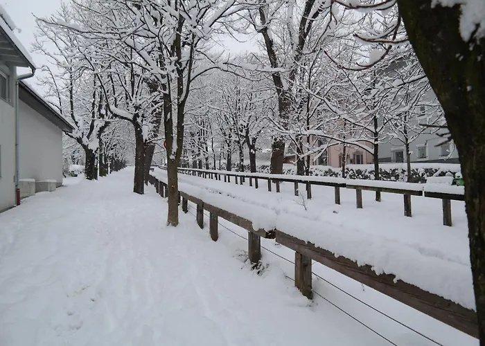 Lahnbachallee, سشواز